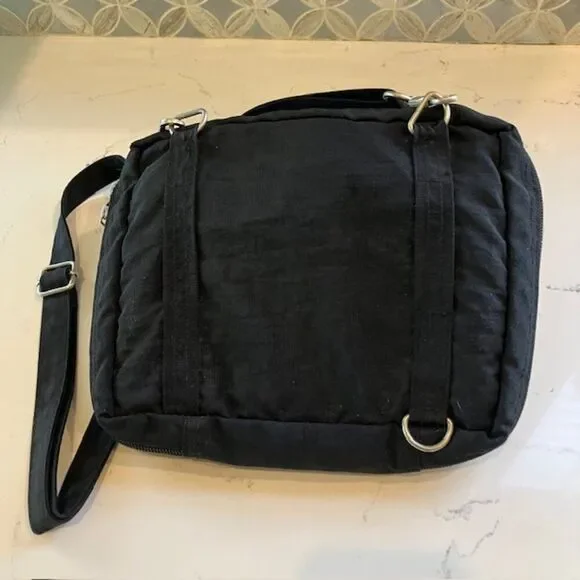 Chicos Baggillini Crossbody Bag Purse BLACK Nylon Travel Zip Pockets Card Slots - Picture 2 of 11